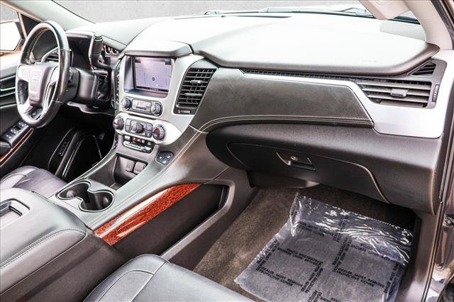 Used 2018 GMC Yukon SLT w/ Premium Edition AWD/4WD image 26