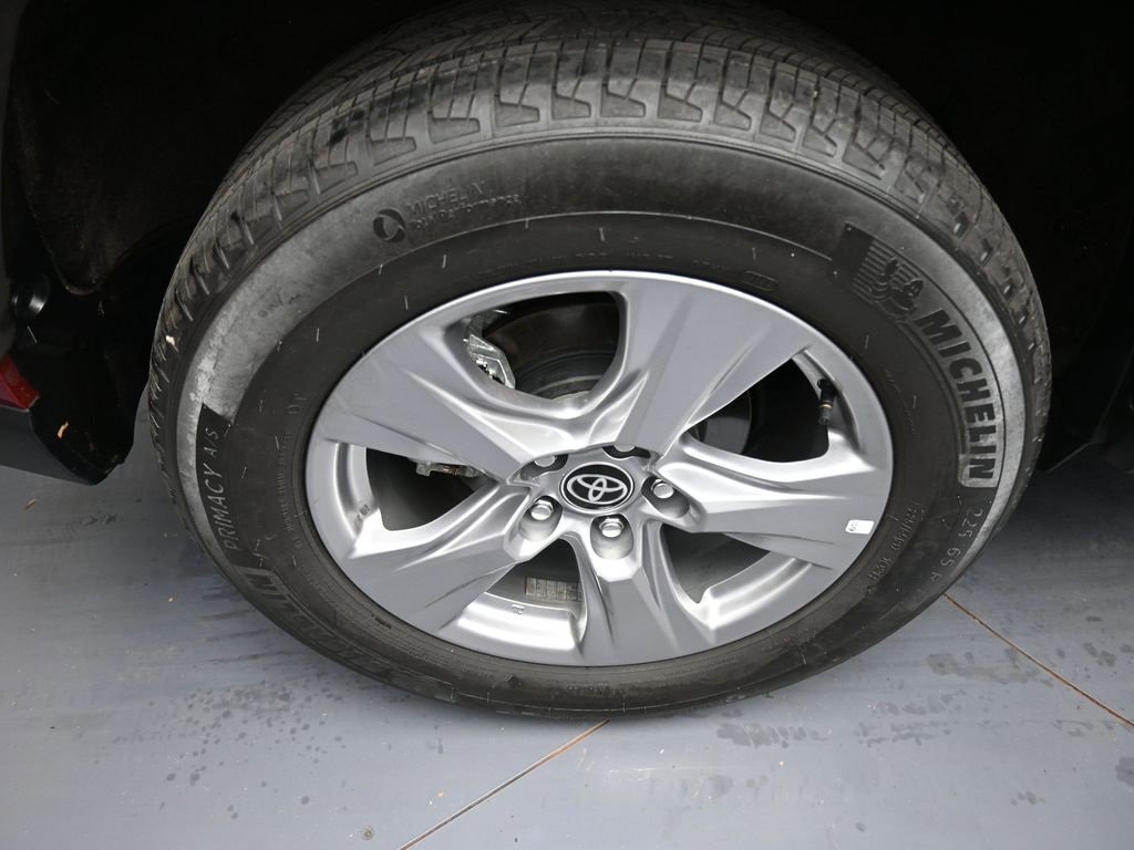 Certified 2023 Toyota RAV4 XLE image 12