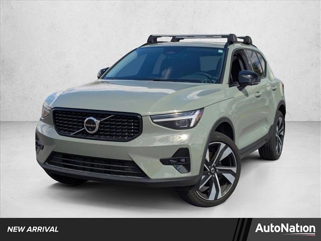 Used 2024 Volvo XC40 B5 Ultimate