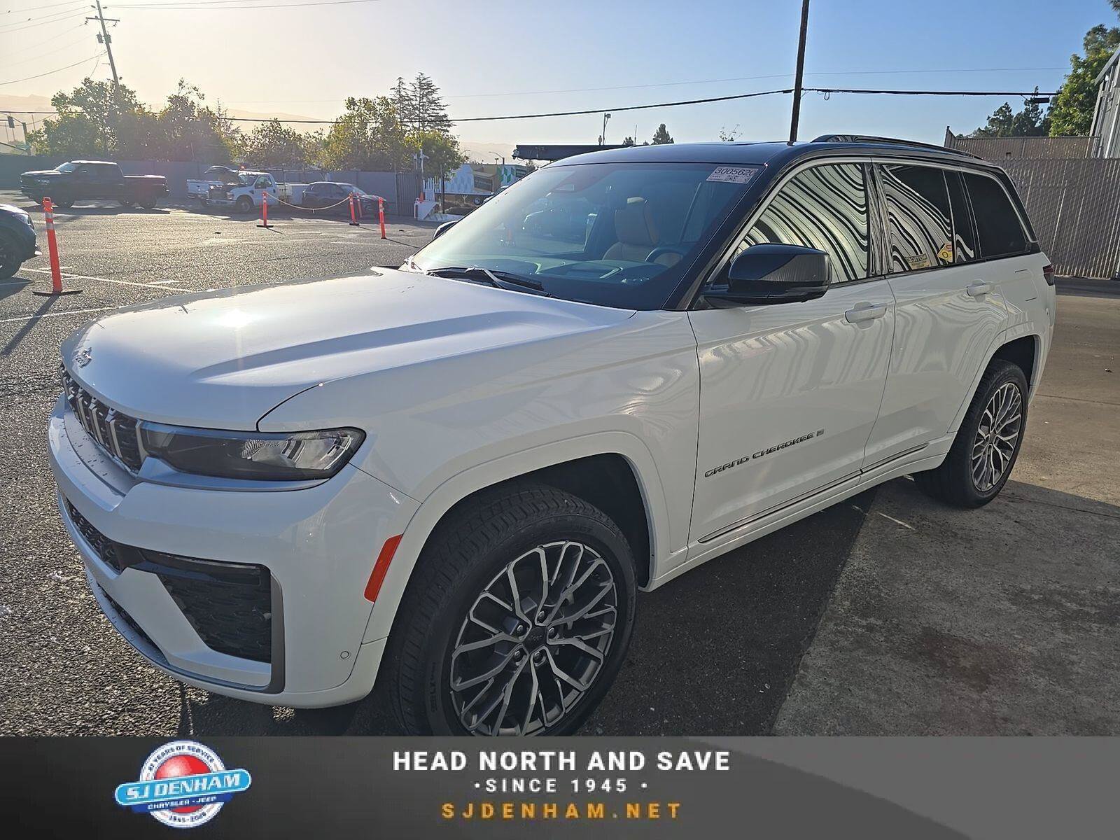 Used 2026 Jeep Grand Cherokee Summit w/ Adv Protech Group IV AWD/4WD image 1