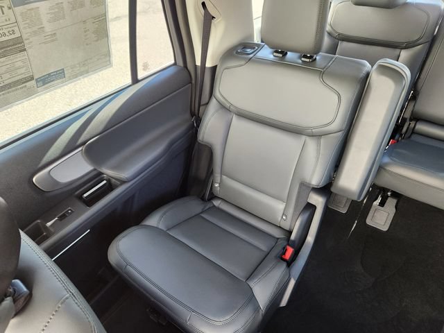 New 2027 Ford Expedition Active AWD/4WD image 13