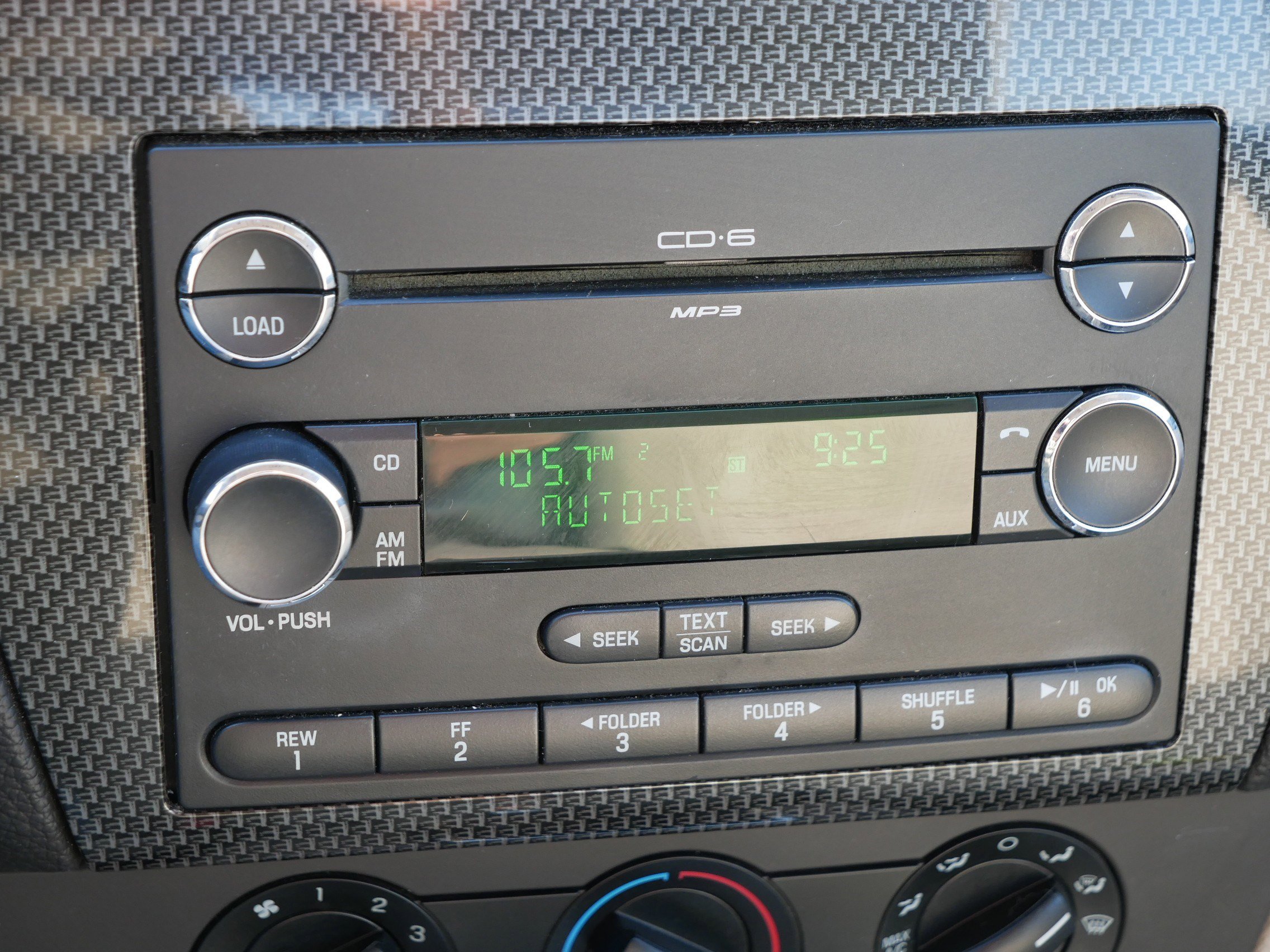 Used 2009 Ford Fusion SE FWD image 22