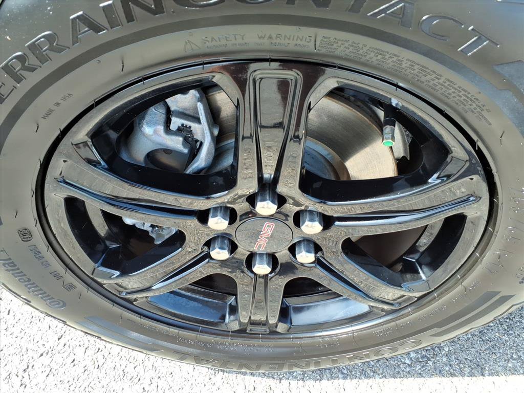 Certified 2021 GMC Acadia AT4 w/ Preferred Package AWD/4WD image 11