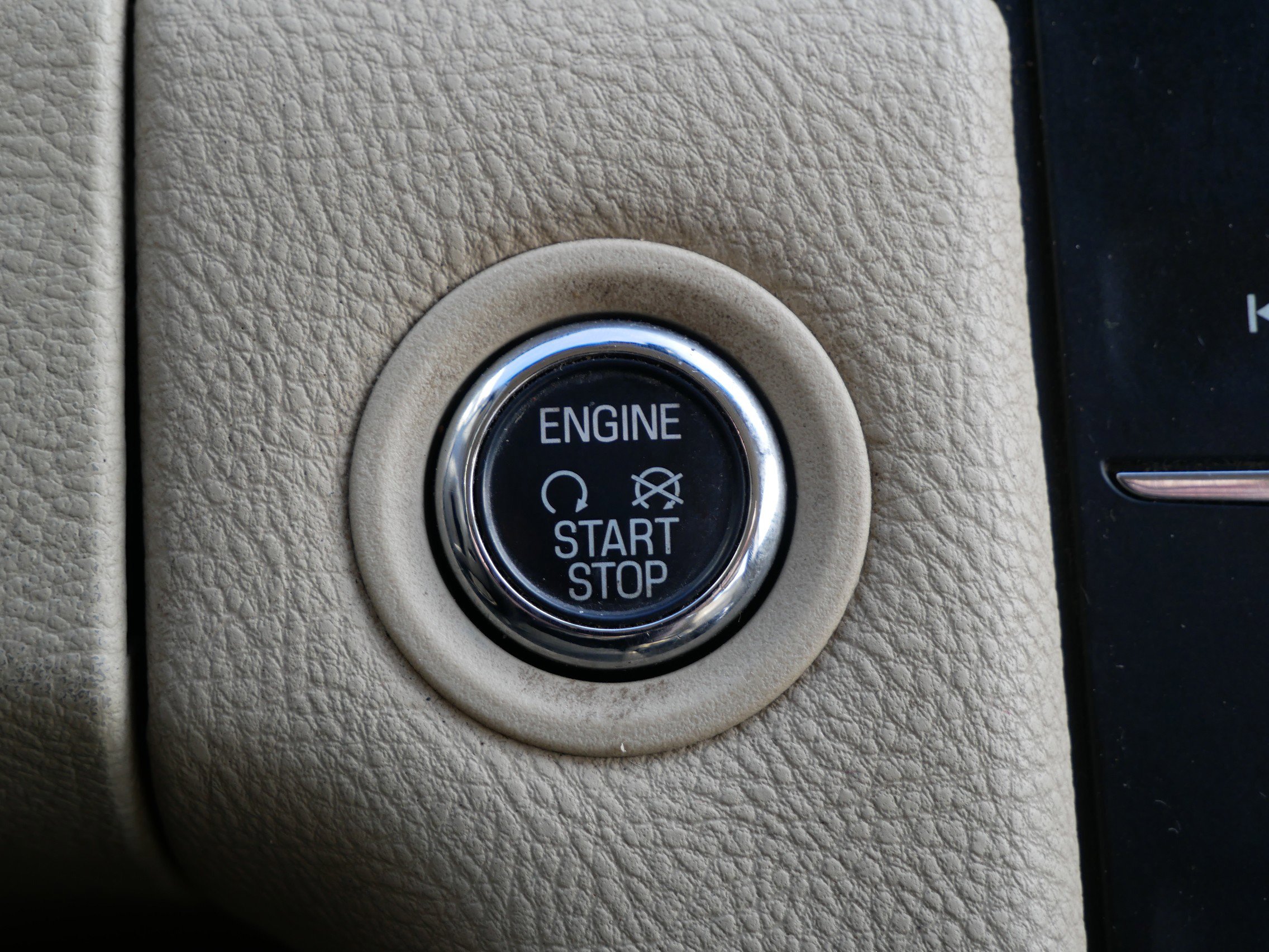 Used 2016 Ford Taurus Limited image 21