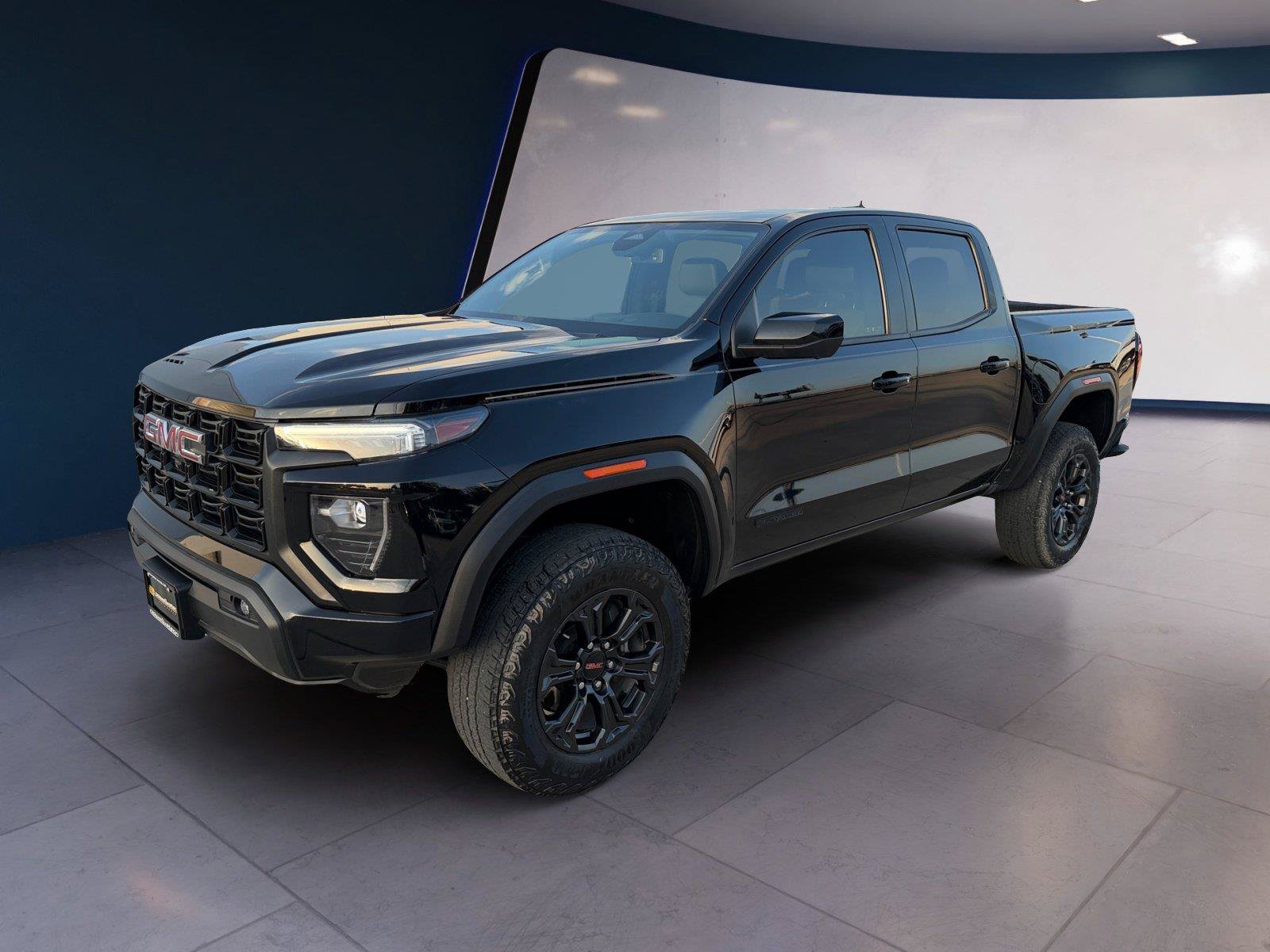 Used 2024 GMC Canyon Elevation w/ Elevation Premium Package RWD image 1