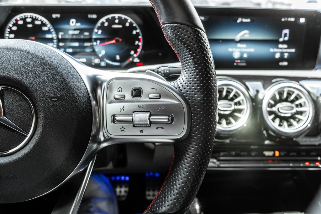 Used 2023 Mercedes-Benz CLA 35 AMG 4MATIC image 21