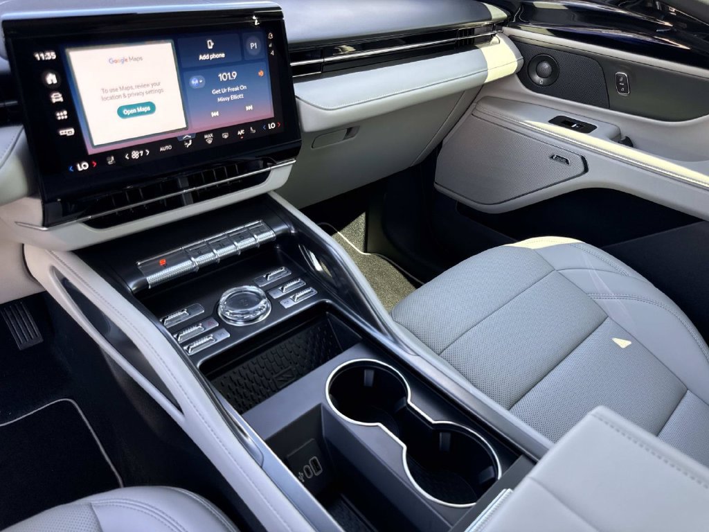 New 2026 Lincoln Nautilus Premier w/ Equipment Group 102A AWD/4WD image 25