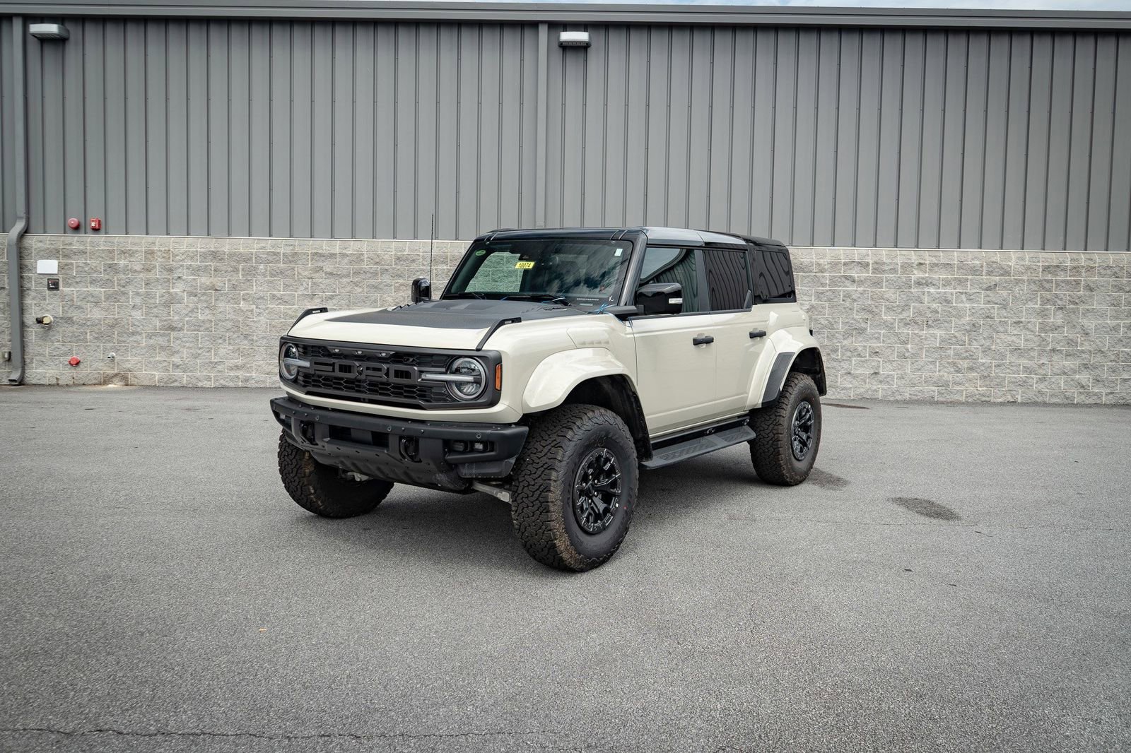 Used 2025 Ford Bronco Raptor image 11