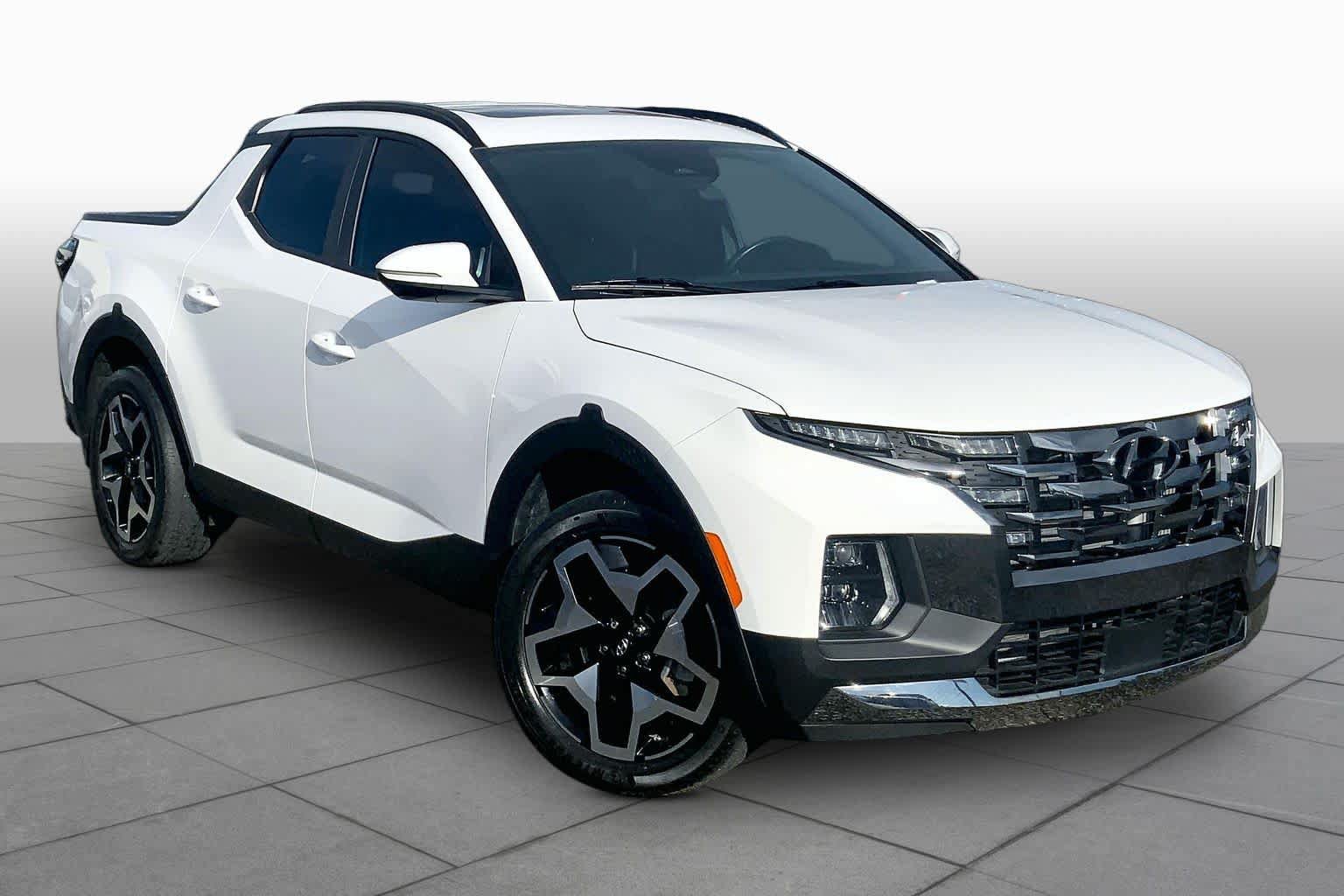 Used 2023 Hyundai Santa Cruz Limited AWD/4WD image 3