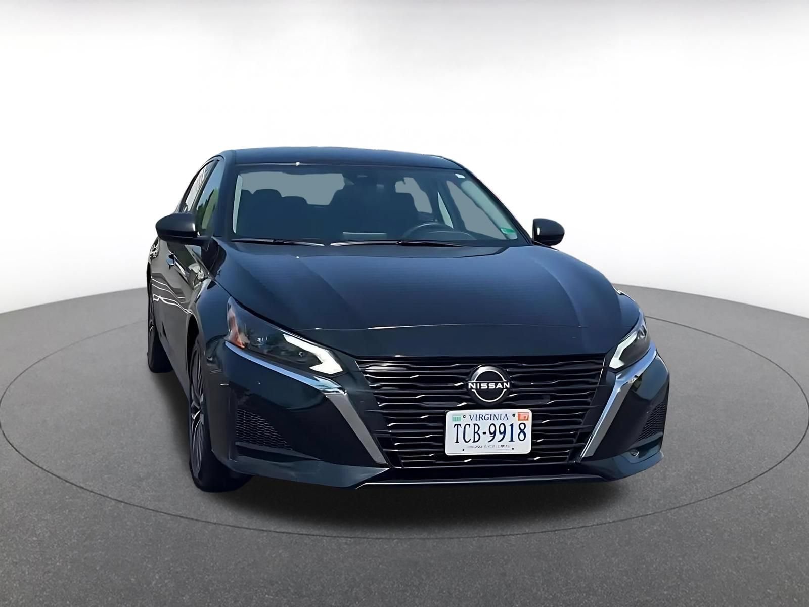 Used 2025 Nissan Altima 2.5 SV FWD image 4