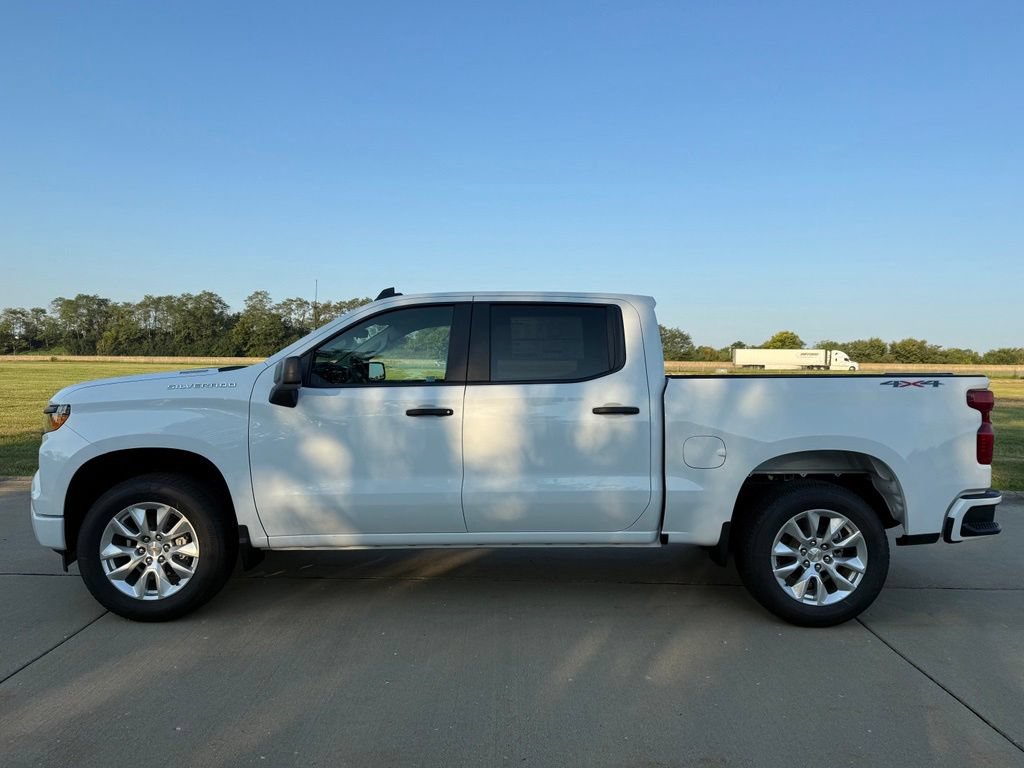 New 2026 Chevrolet Silverado 1500 Custom AWD/4WD image 10