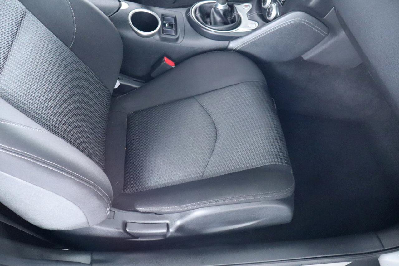 Used 2019 Nissan 370Z Coupe RWD image 26