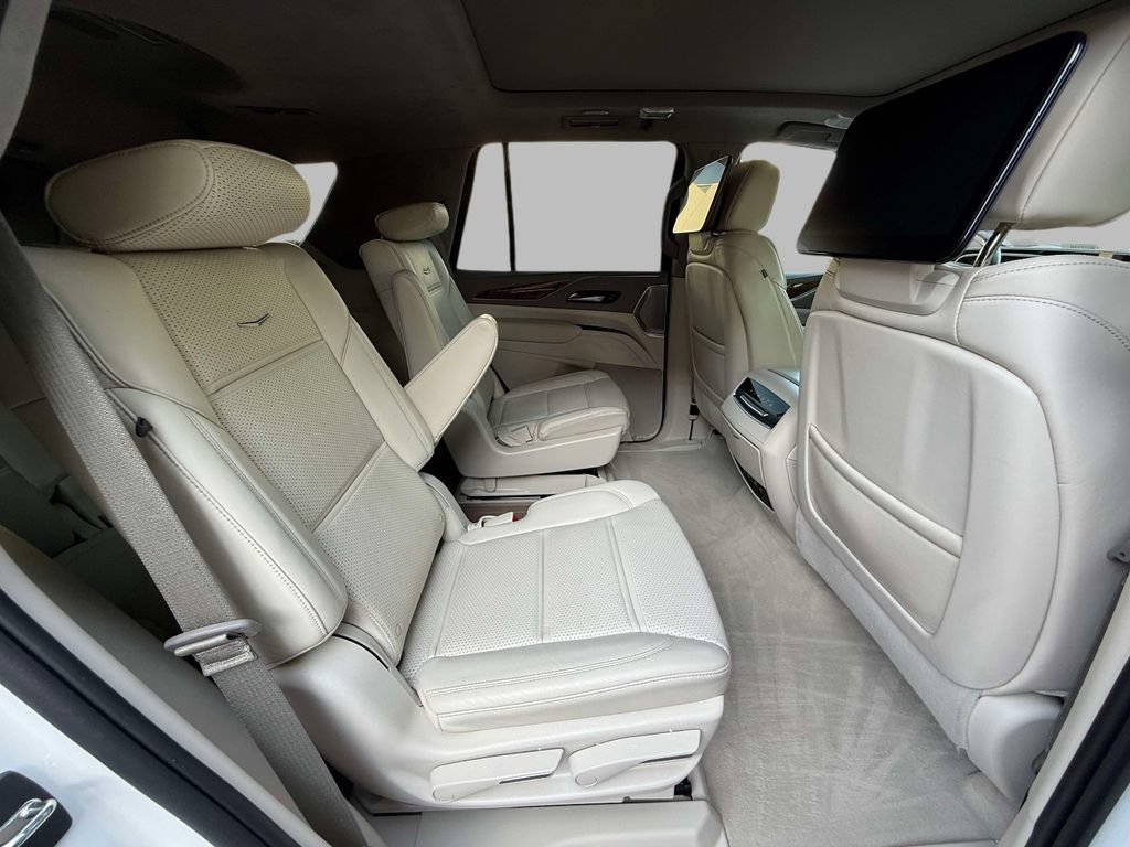 Used 2023 Cadillac Escalade Sport Platinum AWD/4WD image 16