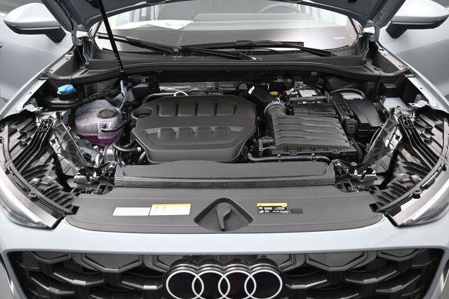 New 2026 Audi Q3 quattro 2.0T AWD/4WD image 15