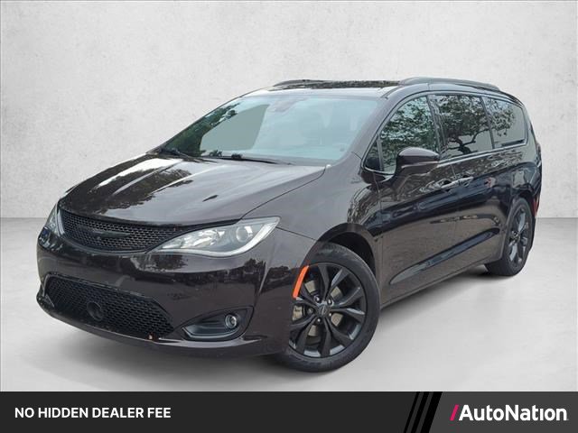 Used 2019 Chrysler Pacifica Limited w/ Advanced Safetytec Group