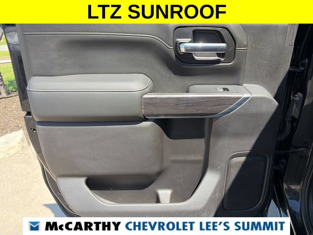 Used 2019 Chevrolet Silverado 1500 LTZ w/ LTZ Premium Package RWD image 46