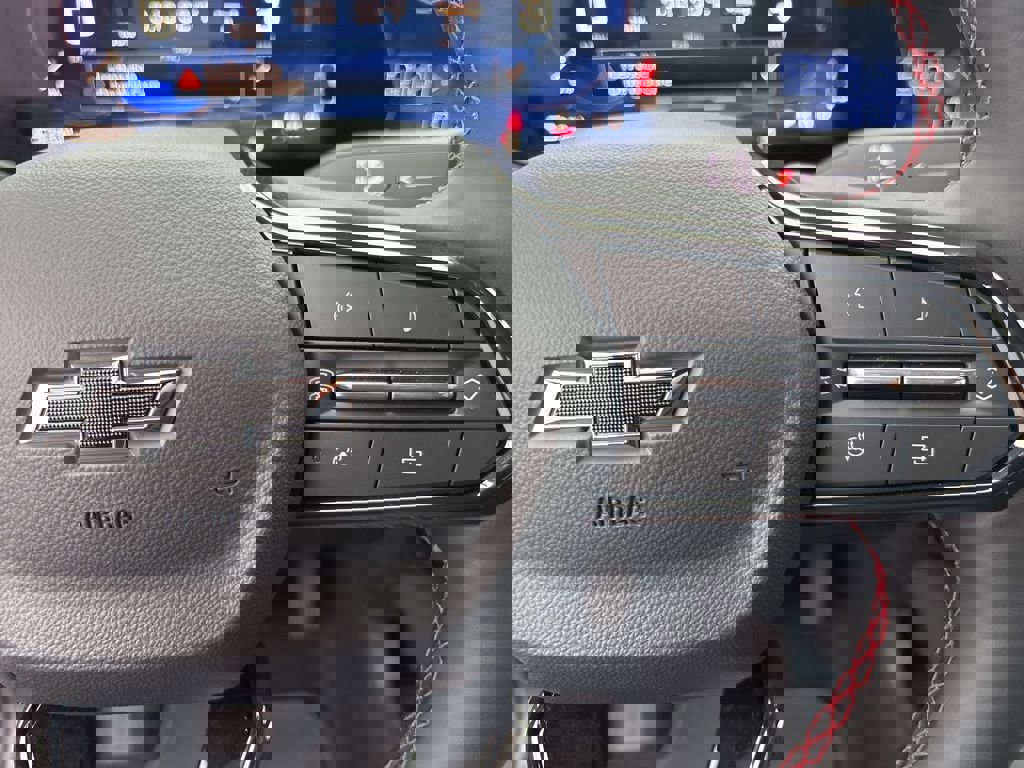 New 2026 Chevrolet Equinox EV RS image 17