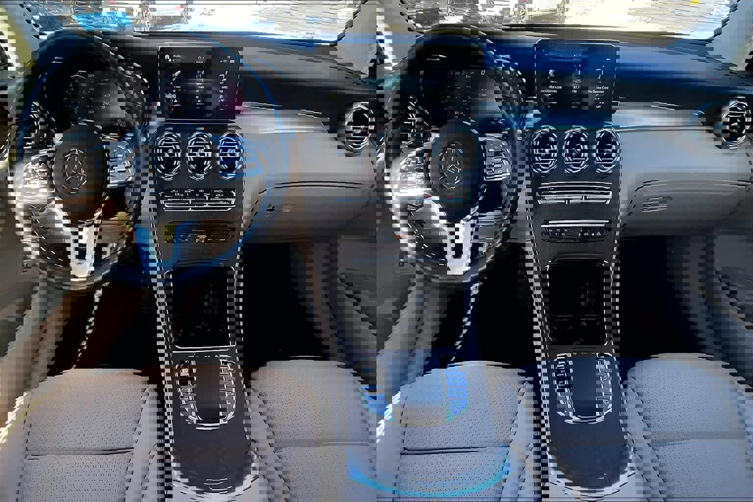 Used 2022 Mercedes-Benz GLC 300 4MATIC image 16