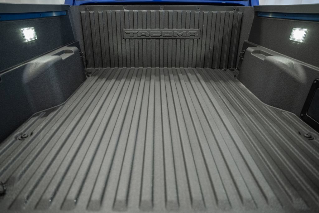 Certified 2025 Toyota Tacoma Limited AWD/4WD image 8