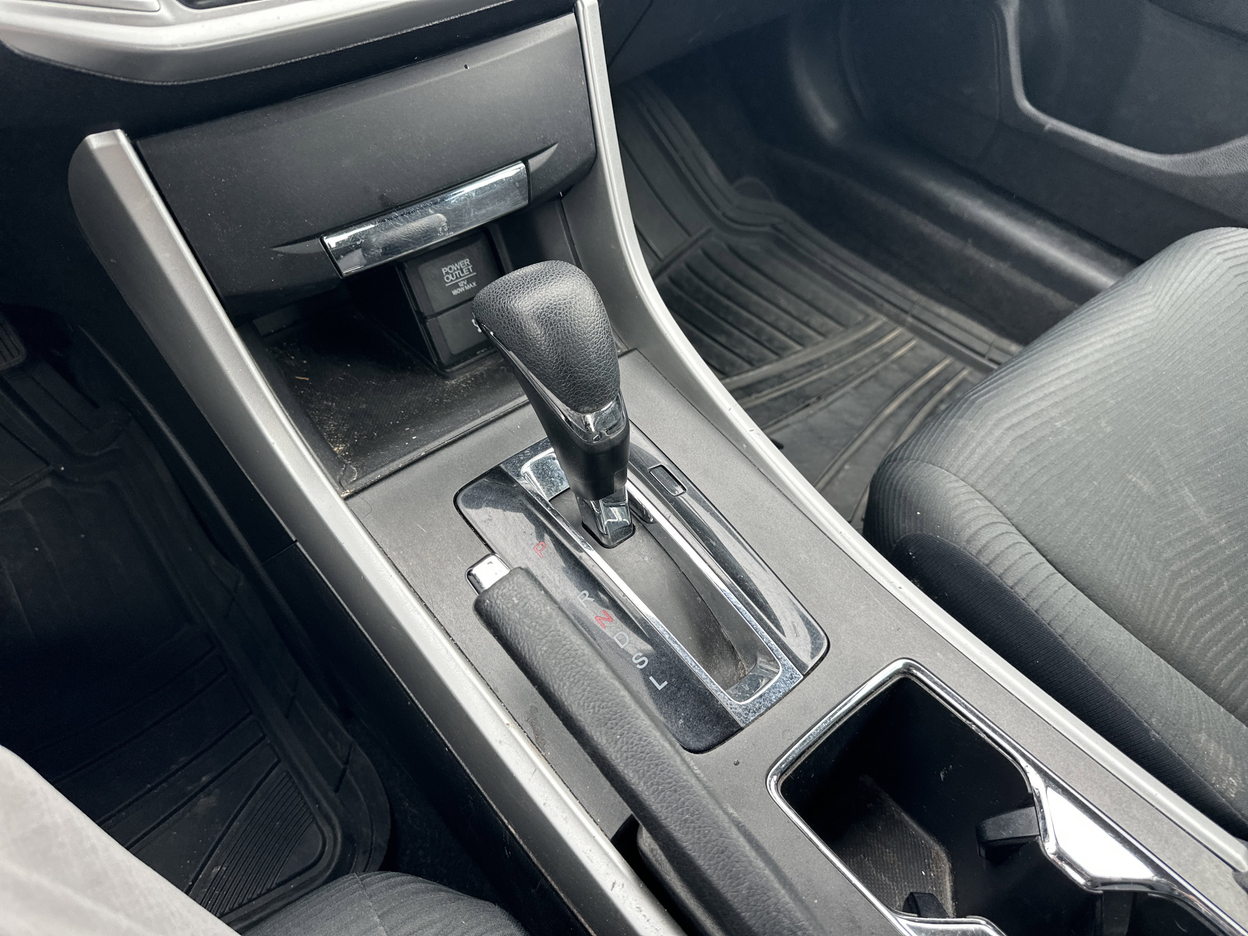 Used 2015 Honda Accord LX image 29