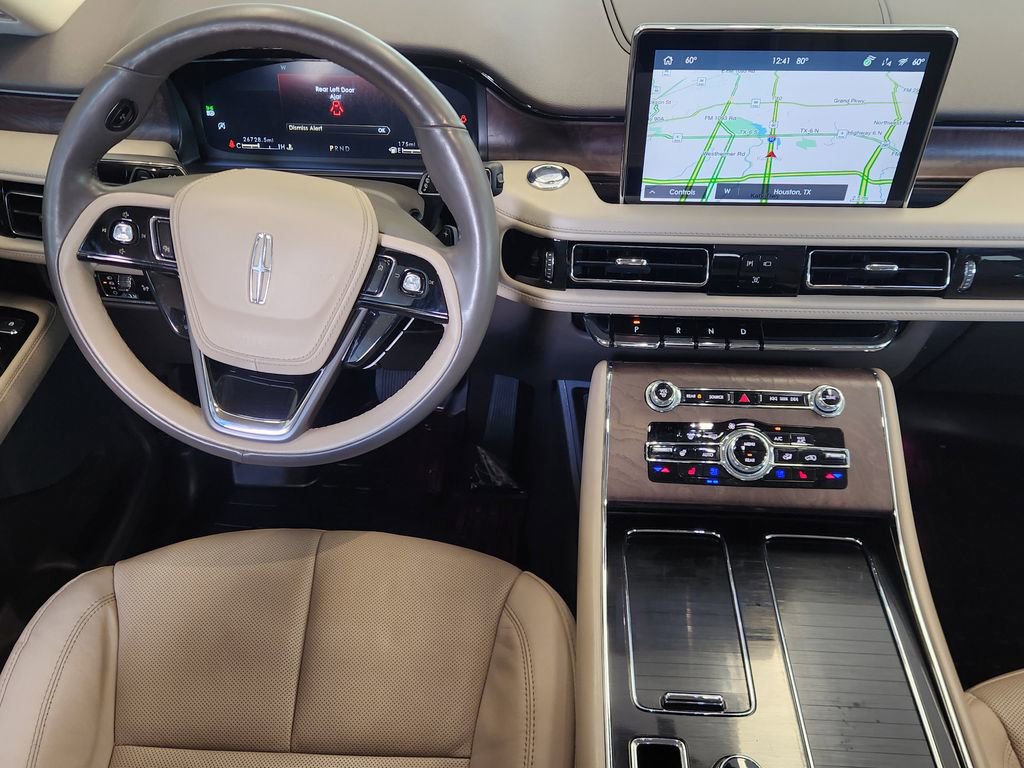 Used 2023 Lincoln Aviator Reserve w/ Equipment Group 201A image 28
