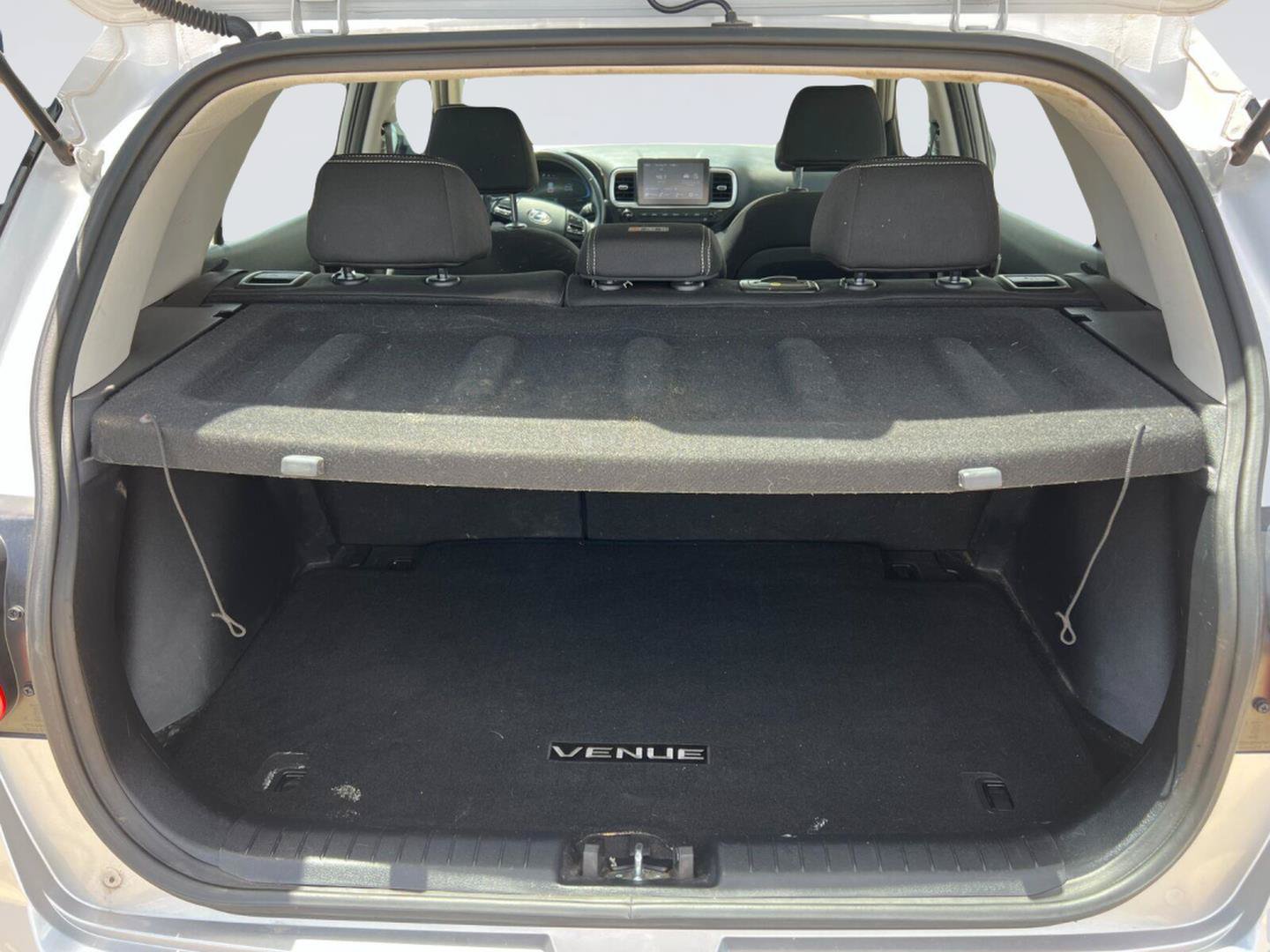 Used 2024 Hyundai Venue SEL FWD image 15