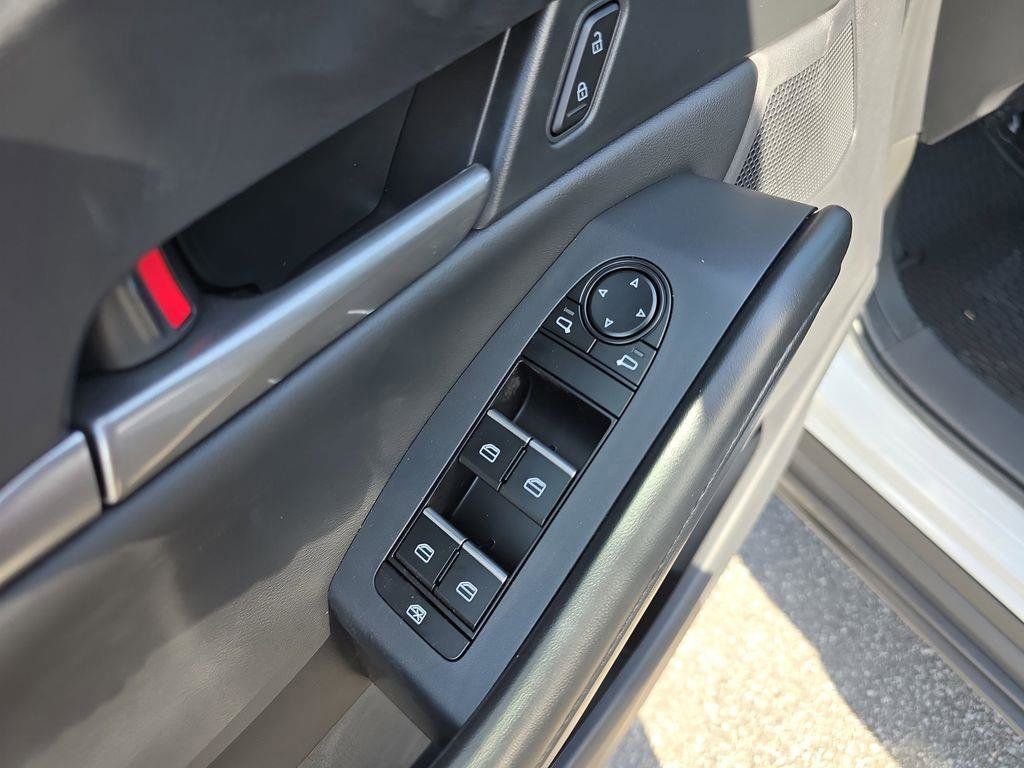 New 2026 MAZDA CX-30 AWD 2.5 S w/ Select Sport Pkg image 19