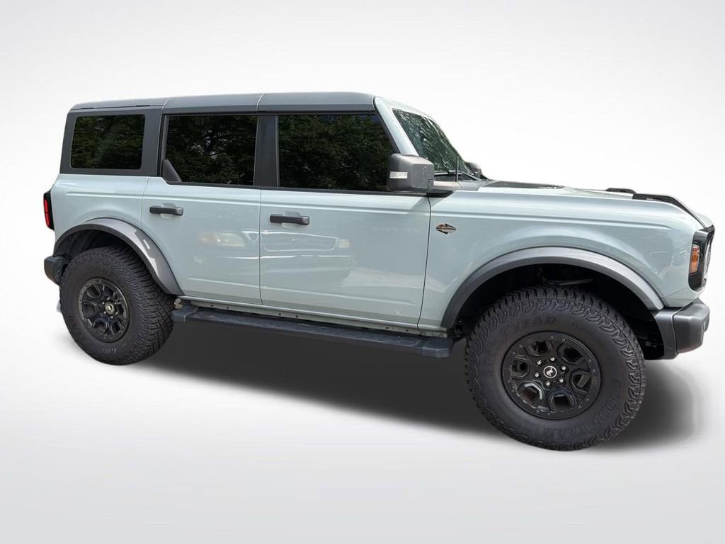 Used 2023 Ford Bronco Wildtrak image 4