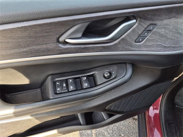 Used 2024 Jeep Grand Cherokee Limited image 24