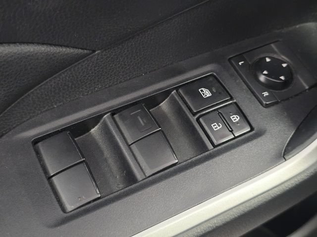 Used 2020 Toyota RAV4 LE w/ All Weather Liner Package AWD/4WD image 22