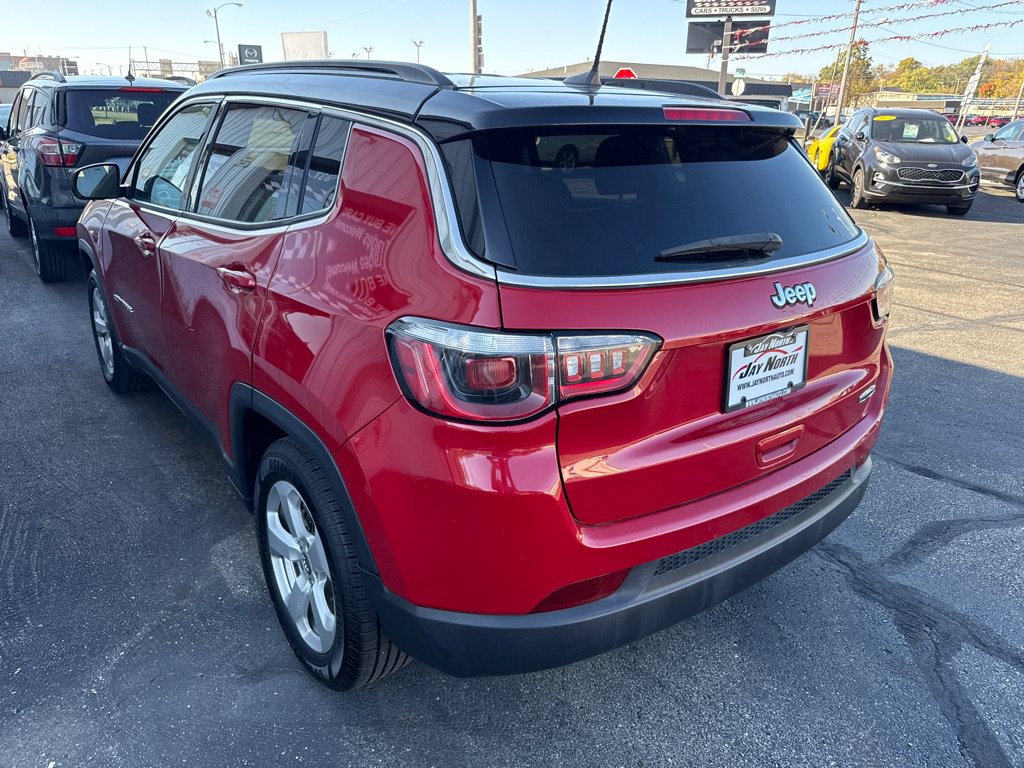 Used 2019 Jeep Compass Latitude w/ Popular Equipment Group FWD image 5