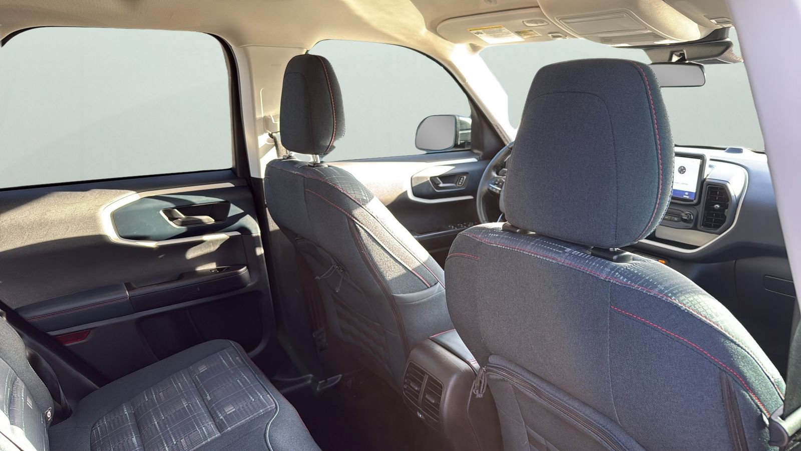 Certified 2023 Ford Bronco Sport Heritage w/ Heritage Convenience Package AWD/4WD image 28