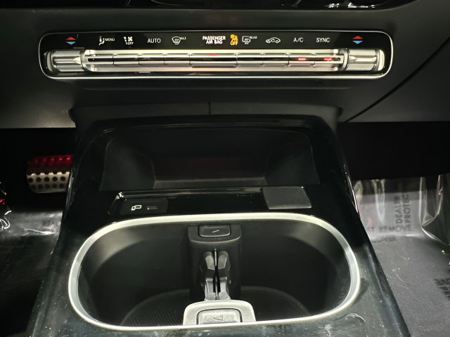 Used 2022 Mercedes-Benz CLA 35 AMG 4MATIC image 26