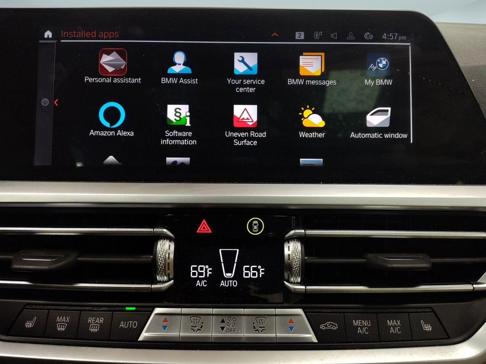 Used 2022 BMW 330i xDrive Sedan w/ Driving Assistance Package image 21