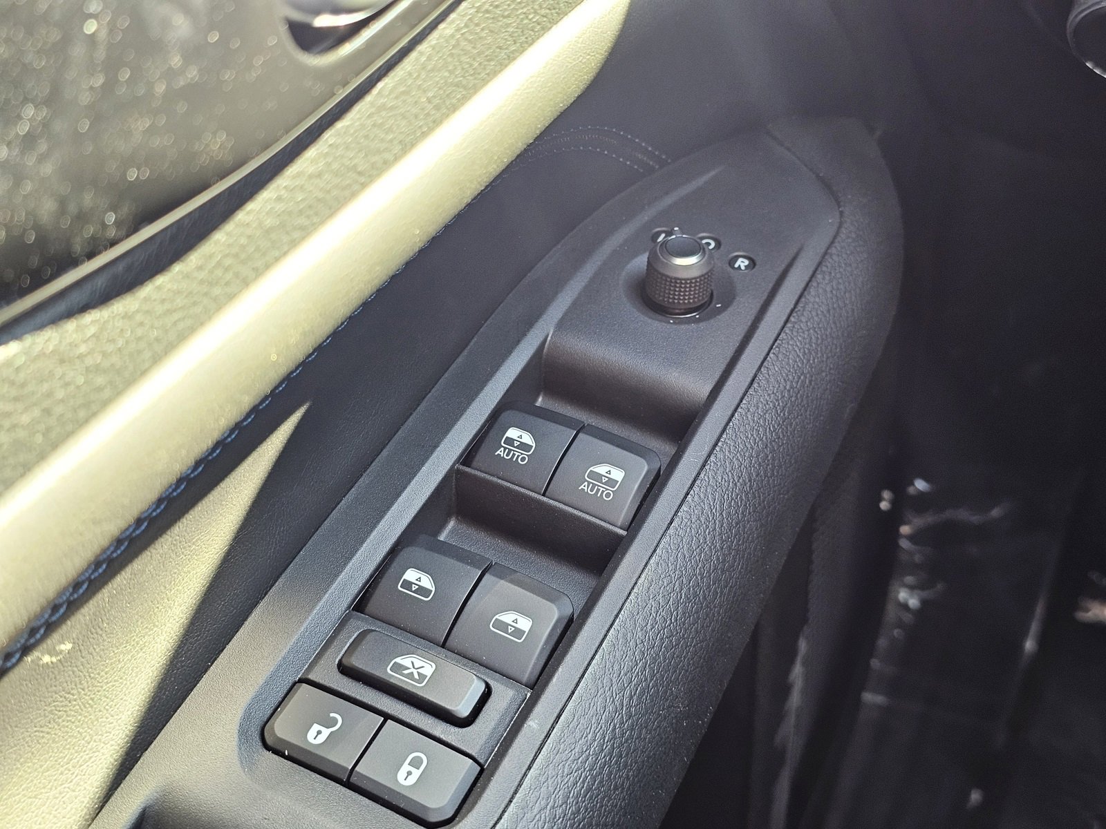 New 2026 Jeep Compass Latitude image 18