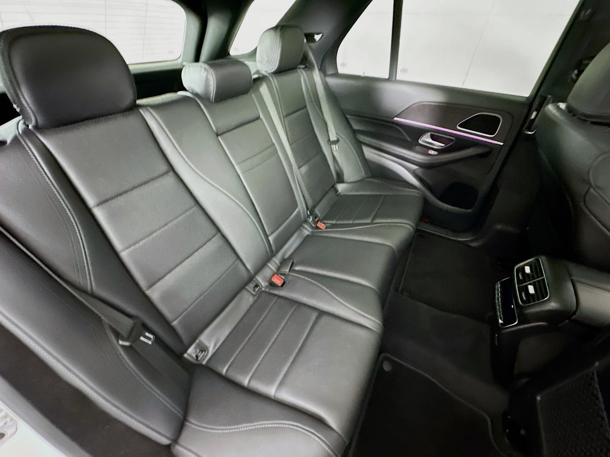 Used 2025 Mercedes-Benz GLE 350 4MATIC image 28