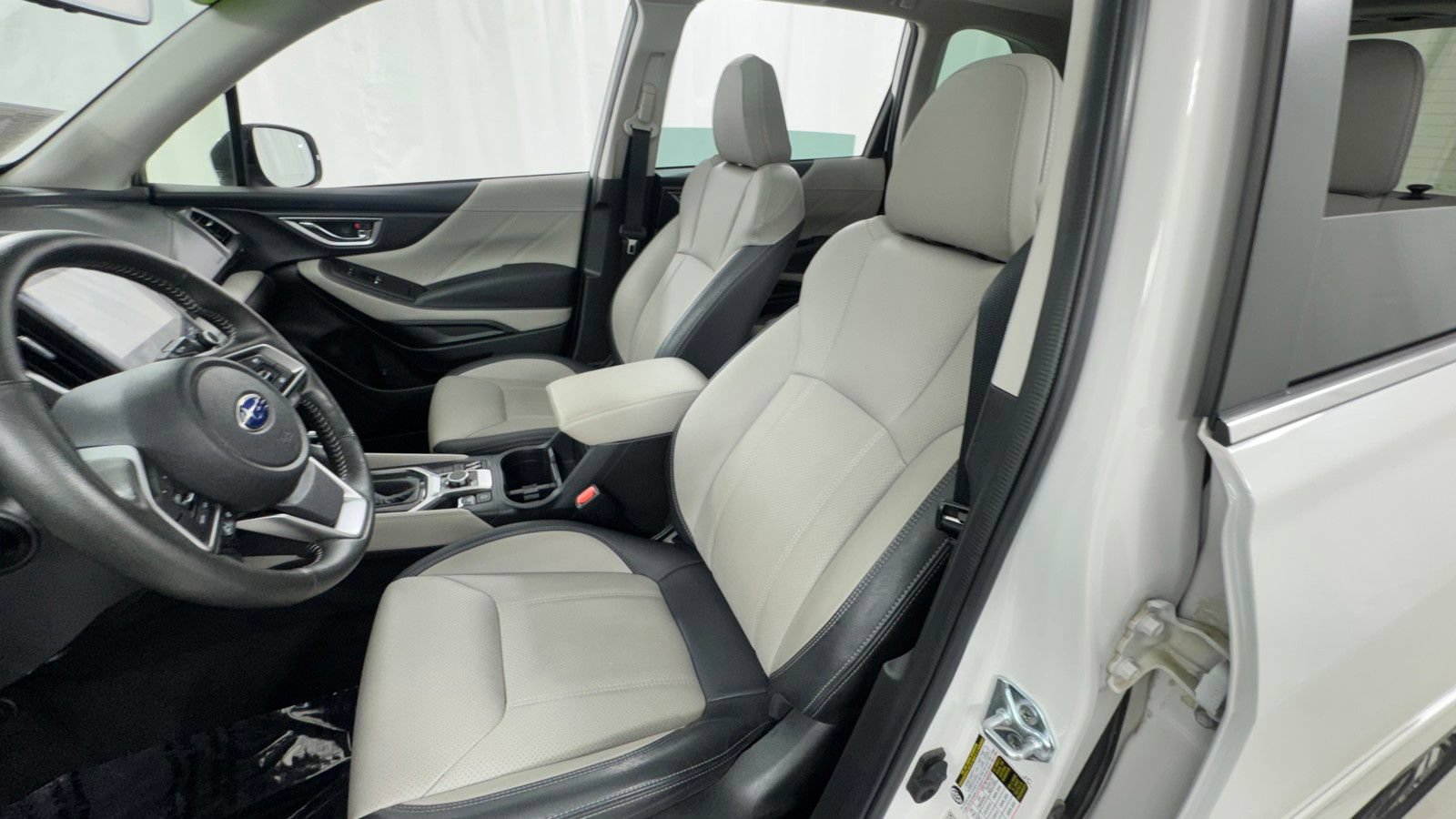 Certified 2024 Subaru Forester Limited AWD/4WD image 11