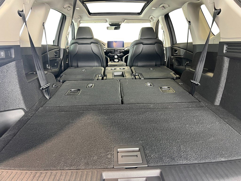 New 2026 Acura MDX SH-AWD image 32