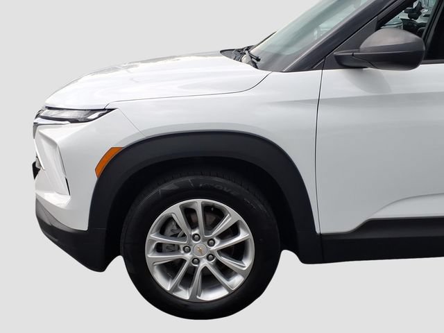 Used 2024 Chevrolet TrailBlazer LS w/ LS Confidence Package FWD image 9