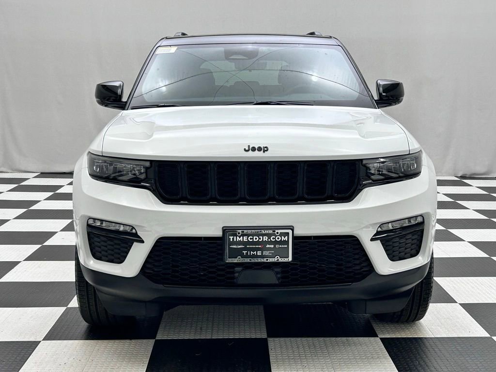 New 2025 Jeep Grand Cherokee Limited image 3