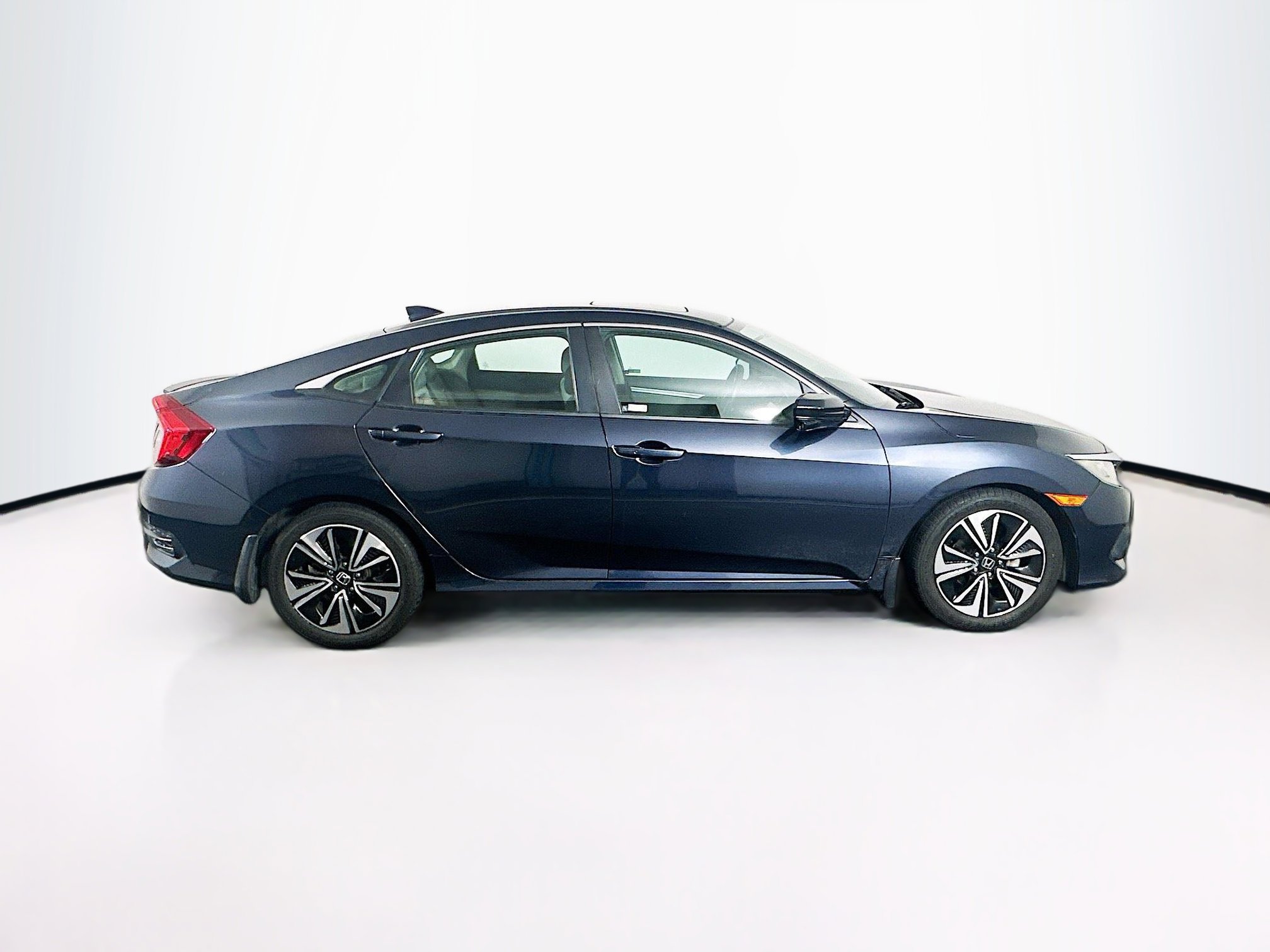 Used 2016 Honda Civic EX-T image 10