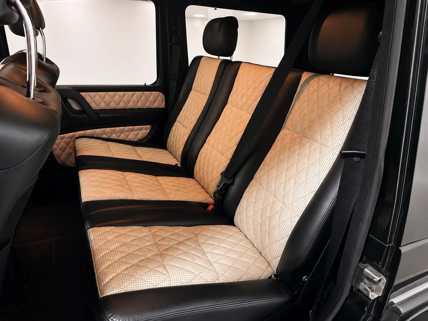 Used 2016 Mercedes-Benz G 65 AMG 4MATIC image 13