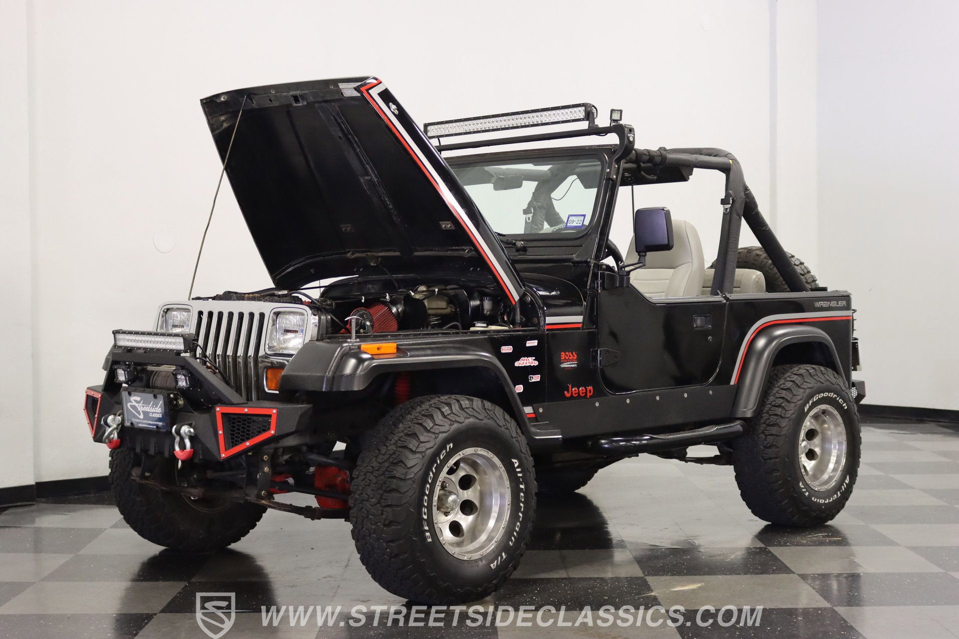 Used 1991 Jeep Wrangler 4WD image 32