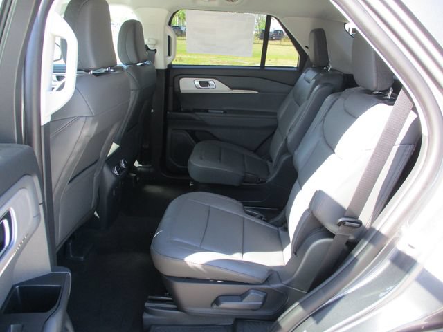 New 2025 Ford Explorer Active w/ Active Comfort Package RWD image 19