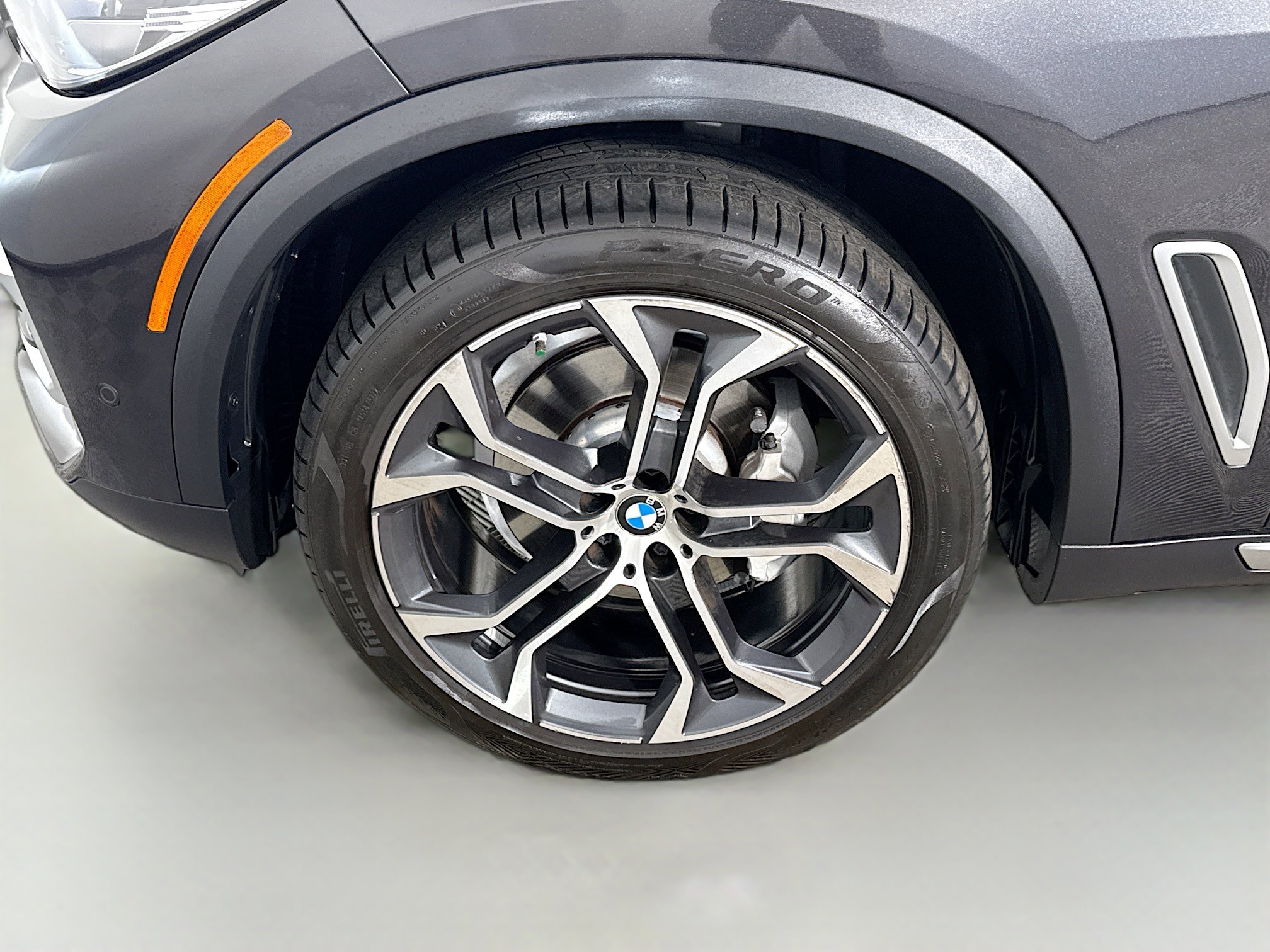 Used 2023 BMW X5 sDrive40i w/ Premium Package RWD image 38