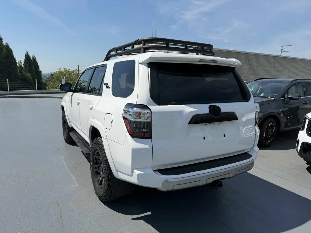 Used 2021 Toyota 4Runner TRD Off-Road Premium w/ Moonroof Package AWD/4WD image 4