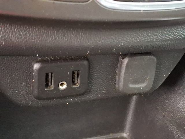 Used 2019 Chevrolet Traverse LT w/ LT Premium Package image 28