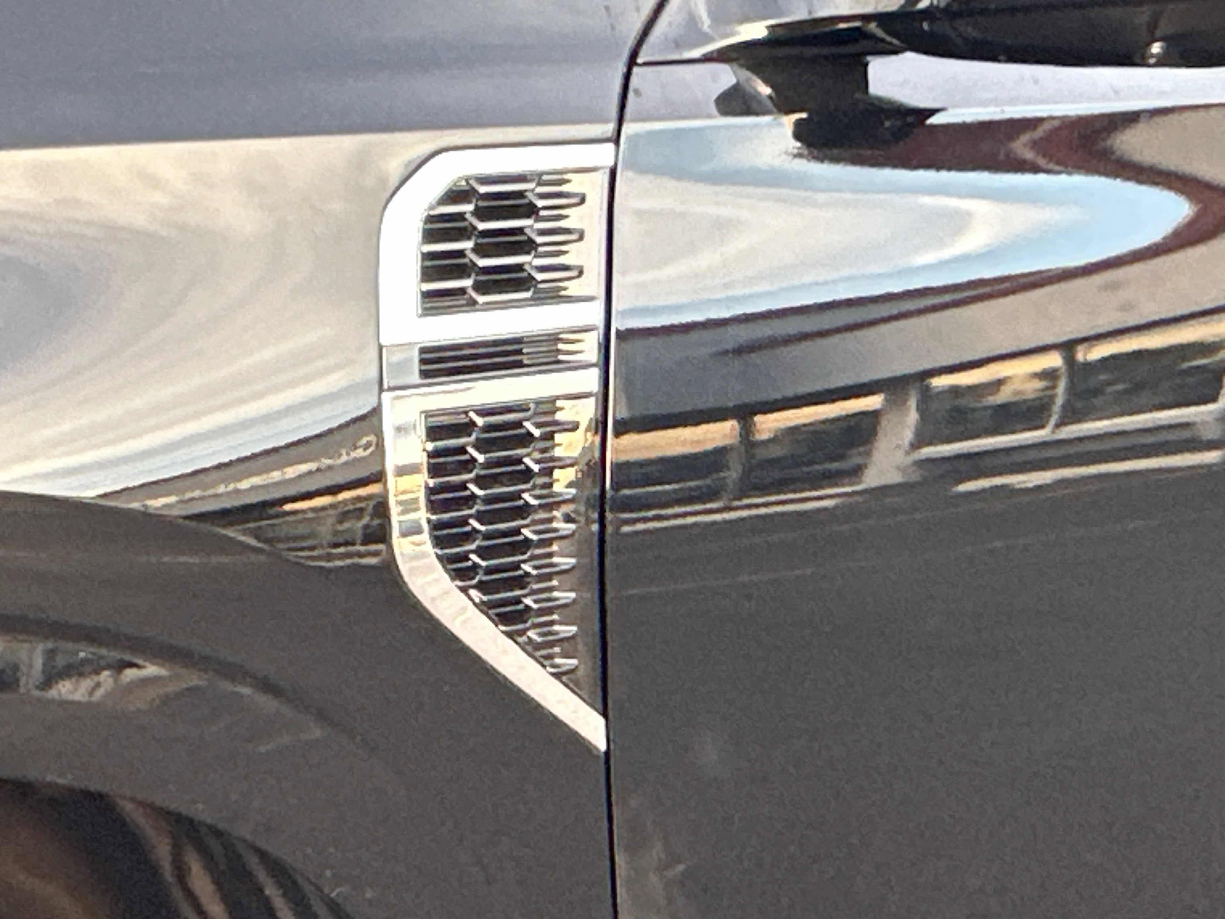 New 2026 Nissan Armada Platinum Reserve w/ Convenience Package image 11