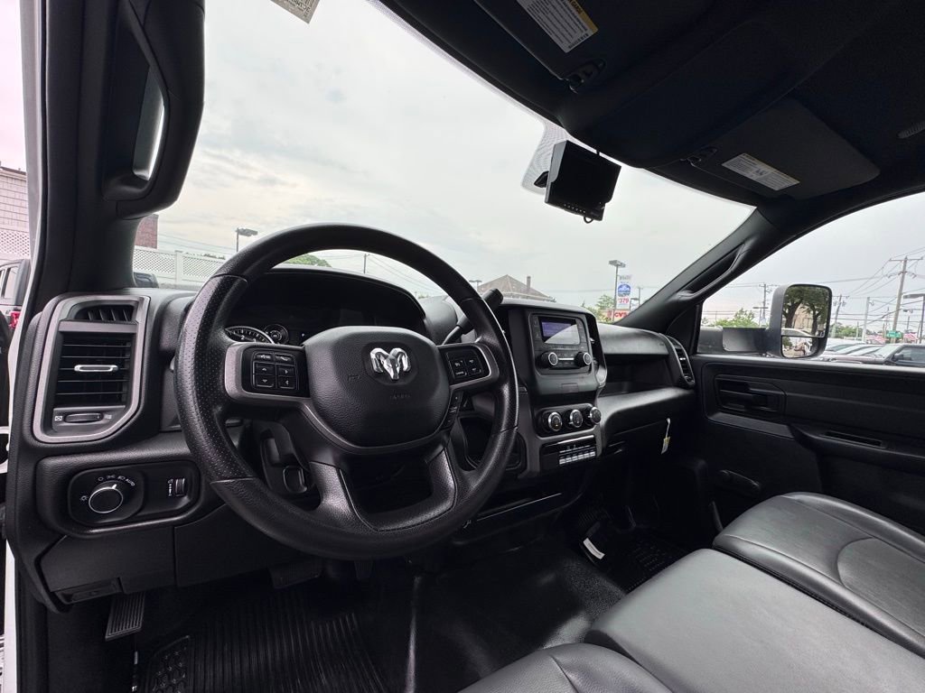 Used 2021 RAM 4500 Tradesman RWD image 12