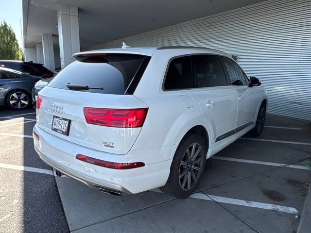 Used 2018 Audi Q7 3.0T Premium Plus w/ Premium Plus Package AWD/4WD image 4